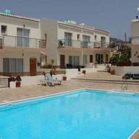 Townhouse in Republic of Cyprus, Eparchia Pafou, Nicosia, 126 sq.m.