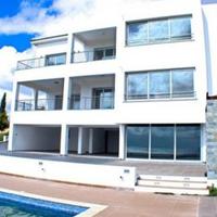 Villa in Republic of Cyprus, Eparchia Pafou, Nicosia, 450 sq.m.