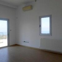 Villa in Republic of Cyprus, Eparchia Pafou, Nicosia, 450 sq.m.