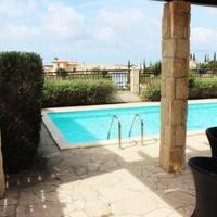 Villa in Republic of Cyprus, Eparchia Pafou, Nicosia, 100 sq.m.