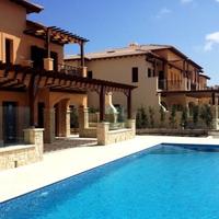 Villa in Republic of Cyprus, Eparchia Pafou, Nicosia, 345 sq.m.