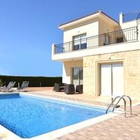 Villa in Republic of Cyprus, Eparchia Pafou, Nicosia, 132 sq.m.