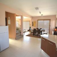 Villa in Republic of Cyprus, Eparchia Pafou, Nicosia, 132 sq.m.