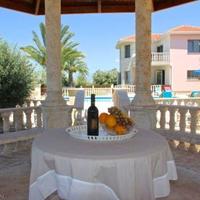 Villa in Republic of Cyprus, Eparchia Pafou, Nicosia, 200 sq.m.