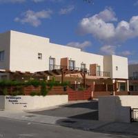 Другое на Кипре, Лимасол, Никосия, 90 кв.м.