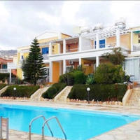 Townhouse in Republic of Cyprus, Eparchia Pafou, Nicosia, 99 sq.m.