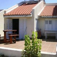 Bungalow in Republic of Cyprus, Eparchia Pafou, Nicosia, 90 sq.m.