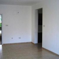 Apartment in Republic of Cyprus, Eparchia Pafou, Nicosia, 90 sq.m.