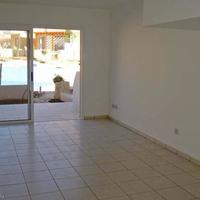 Townhouse in Republic of Cyprus, Eparchia Pafou, Nicosia, 88 sq.m.