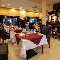 Restaurant (cafe) in Republic of Cyprus, Eparchia Pafou, Nicosia, 300 sq.m.