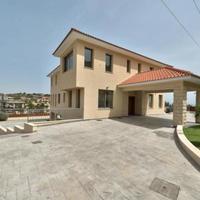 Вилла на Кипре, Лимасол, Никосия, 600 кв.м.