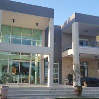 Вилла на Кипре, Лимасол, Никосия, 465 кв.м.