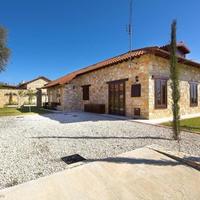 House in Republic of Cyprus, Lemesou, Nicosia, 300 sq.m.