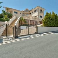 Вилла на Кипре, Лимасол, Никосия, 662 кв.м.