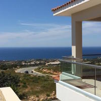 Villa in Republic of Cyprus, Eparchia Pafou, Nicosia, 300 sq.m.