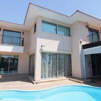 Villa in Republic of Cyprus, Lemesou, Nicosia, 420 sq.m.