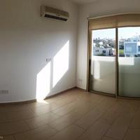 Apartment in Republic of Cyprus, Eparchia Pafou, Nicosia, 90 sq.m.