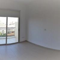 Apartment in Republic of Cyprus, Eparchia Pafou, Nicosia, 90 sq.m.