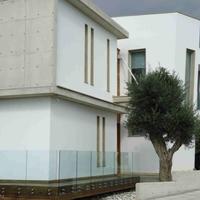 Villa in Republic of Cyprus, Eparchia Pafou, Nicosia, 400 sq.m.