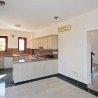 Villa in Republic of Cyprus, Eparchia Pafou, Nicosia, 200 sq.m.