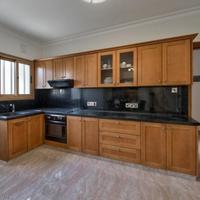 Вилла на Кипре, Лимасол, Никосия, 200 кв.м.