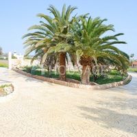 Вилла на Кипре, Пафос, 350 кв.м.