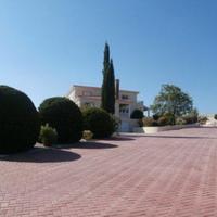 Villa in Republic of Cyprus, Eparchia Pafou, Nicosia, 600 sq.m.