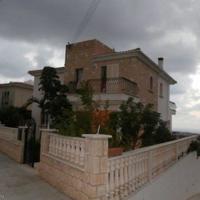 Villa in Republic of Cyprus, Eparchia Pafou, Nicosia, 450 sq.m.