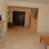 Villa in Republic of Cyprus, Eparchia Pafou, Nicosia, 450 sq.m.