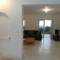 Villa in Republic of Cyprus, Eparchia Pafou, Nicosia, 450 sq.m.