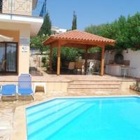 Villa in Republic of Cyprus, Eparchia Pafou, Nicosia, 250 sq.m.