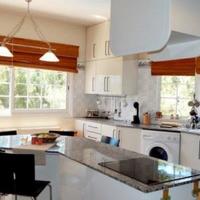 Villa in Republic of Cyprus, Eparchia Pafou, Nicosia, 300 sq.m.