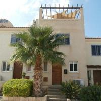 Townhouse in Republic of Cyprus, Eparchia Pafou, Nicosia, 95 sq.m.