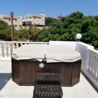 Townhouse in Republic of Cyprus, Eparchia Pafou, Nicosia, 135 sq.m.