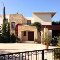 Villa in Republic of Cyprus, Eparchia Pafou, Nicosia, 265 sq.m.
