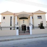 Вилла на Кипре, Пафос, Никосия, 700 кв.м.