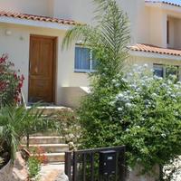 Townhouse in Republic of Cyprus, Eparchia Pafou, Nicosia, 160 sq.m.