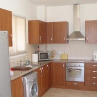 Townhouse in Republic of Cyprus, Eparchia Pafou, Nicosia, 100 sq.m.