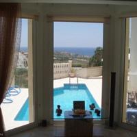 Townhouse in Republic of Cyprus, Eparchia Pafou, Nicosia, 100 sq.m.