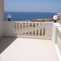 Townhouse in Republic of Cyprus, Eparchia Pafou, Nicosia, 100 sq.m.