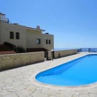 Townhouse in Republic of Cyprus, Eparchia Pafou, Nicosia, 99 sq.m.