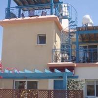 Townhouse in Republic of Cyprus, Eparchia Pafou, Nicosia, 110 sq.m.