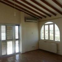 House in Republic of Cyprus, Lemesou, Nicosia, 275 sq.m.