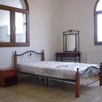 Bungalow in Republic of Cyprus, Lemesou, Nicosia, 350 sq.m.