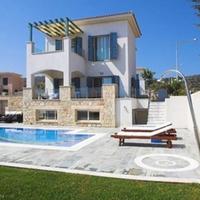 Villa in Republic of Cyprus, Eparchia Pafou, Nicosia, 211 sq.m.
