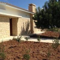 Villa in Republic of Cyprus, Eparchia Pafou, Nicosia, 200 sq.m.