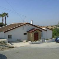 House in Republic of Cyprus, Eparchia Larnakas, Nicosia, 200 sq.m.
