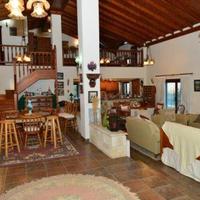 House in Republic of Cyprus, Lemesou, Nicosia, 500 sq.m.