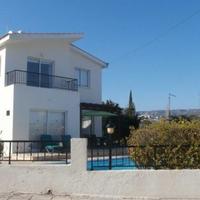 Villa in Republic of Cyprus, Eparchia Pafou, Nicosia, 140 sq.m.