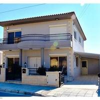 Дом на Кипре, Лимасол, Никосия, 250 кв.м.